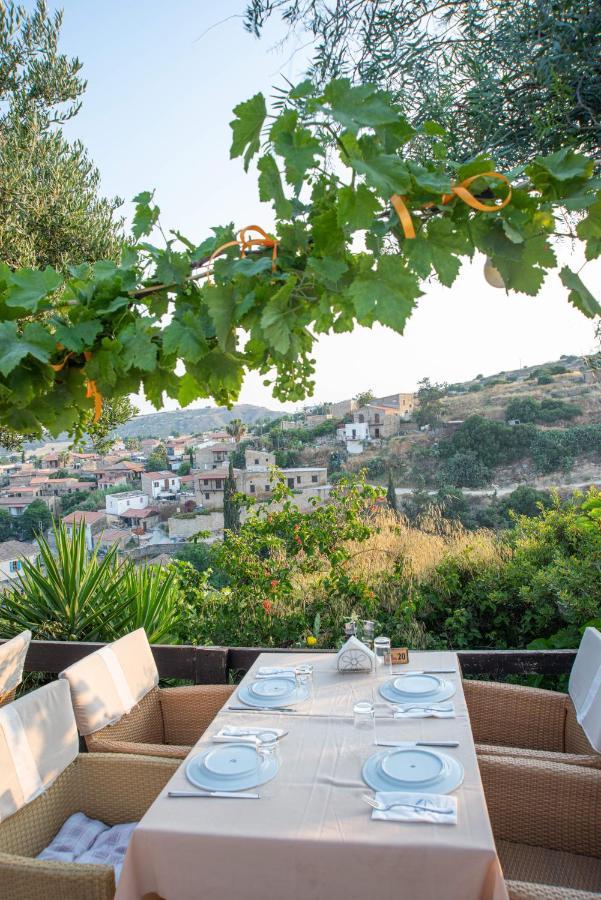 The Carob Tree Villa - Rustic Luxury Home With Access To Pool And Restaurant Lárnaca Exterior foto